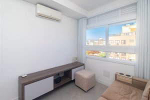 Apartamento com 40m², 1 dormitório no bairro Centro Histórico em Porto Alegre para Alugar