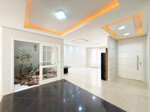 Casa em Condomínio com 223m², 3 dormitórios no bairro Sarandi em Porto Alegre para Alugar
