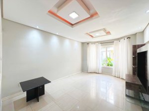 Casa em Condomínio com 223m², 3 dormitórios no bairro Sarandi em Porto Alegre para Alugar