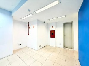Loja com 40m² no bairro Centro Histórico em Porto Alegre para Alugar