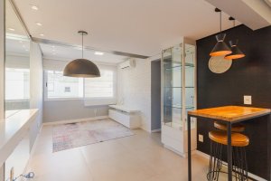 Apartamento com 63m², 2 dormitórios no bairro Santana em Porto Alegre para Alugar