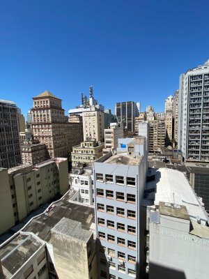 Sala Comercial com 280m² no bairro Centro Histórico em Porto Alegre para Alugar