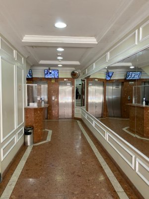 Sala Comercial com 280m² no bairro Centro Histórico em Porto Alegre para Alugar
