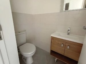 Loja com 38m² no bairro Praia de Belas em Porto Alegre para Alugar