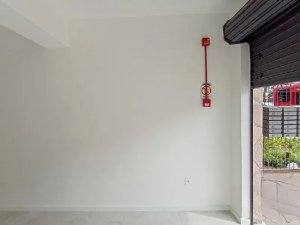 Loja com 38m² no bairro Praia de Belas em Porto Alegre para Alugar