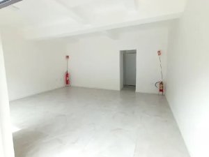 Loja com 38m² no bairro Praia de Belas em Porto Alegre para Alugar