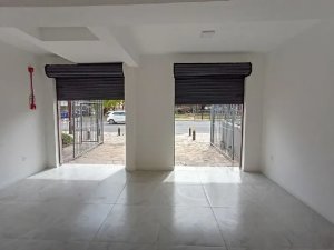 Loja com 38m² no bairro Praia de Belas em Porto Alegre para Alugar
