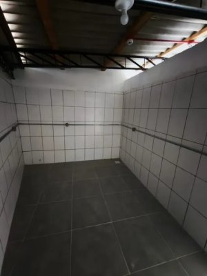 Loja com 160m² no bairro São Sebastião em Porto Alegre para Alugar