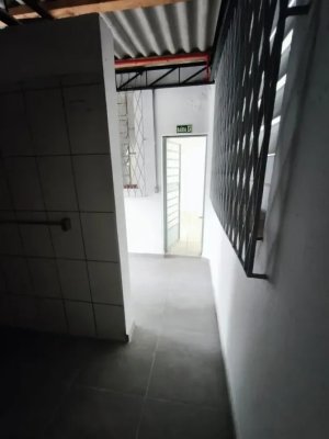 Loja com 160m² no bairro São Sebastião em Porto Alegre para Alugar