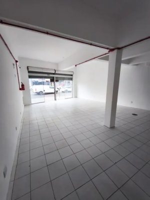 Loja com 160m² no bairro São Sebastião em Porto Alegre para Alugar