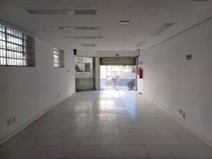 Loja com 74m² no bairro Floresta em Porto Alegre para Alugar