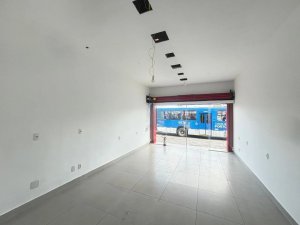 Loja com 54m² no bairro Navegantes em Porto Alegre para Alugar