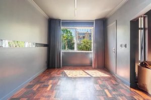 Casa com 185m², 4 dormitórios no bairro Auxiliadora em Porto Alegre para Alugar