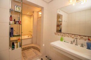 Apartamento com 230m², 3 dormitórios no bairro Rio Branco em Porto Alegre para Alugar