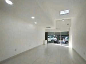 Loja com 120m² no bairro Centro Histórico em Porto Alegre para Alugar