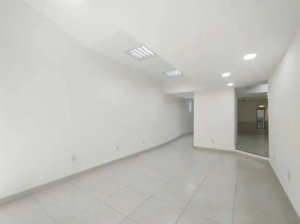 Loja com 120m² no bairro Centro Histórico em Porto Alegre para Alugar