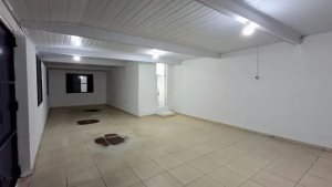 Depósito com 212m² no bairro Jardim Floresta em Porto Alegre para Alugar
