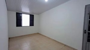 Depósito com 212m² no bairro Jardim Floresta em Porto Alegre para Alugar