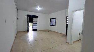 Depósito com 212m² no bairro Jardim Floresta em Porto Alegre para Alugar