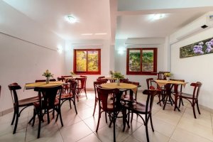Apartamento com 93m², 3 dormitórios no bairro Petrópolis em Porto Alegre para Alugar