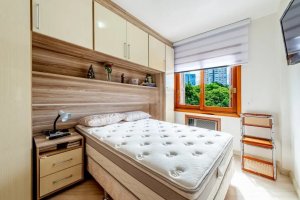 Apartamento com 93m², 3 dormitórios no bairro Petrópolis em Porto Alegre para Alugar