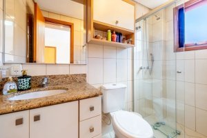 Apartamento com 93m², 3 dormitórios no bairro Petrópolis em Porto Alegre para Alugar