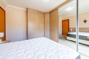 Apartamento com 93m², 3 dormitórios no bairro Petrópolis em Porto Alegre para Alugar