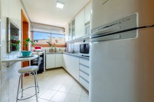 Apartamento com 93m², 3 dormitórios no bairro Petrópolis em Porto Alegre para Alugar