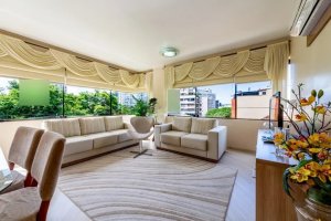 Apartamento com 93m², 3 dormitórios no bairro Petrópolis em Porto Alegre para Alugar