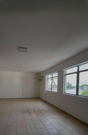 Apartamento com 45m², 1 dormitório no bairro São Geraldo em Porto Alegre para Alugar