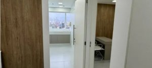 Sala Comercial com 74m² no bairro Santana em Porto Alegre para Alugar