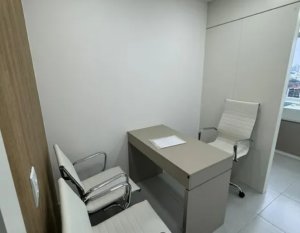 Sala Comercial com 74m² no bairro Santana em Porto Alegre para Alugar