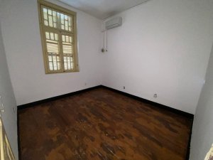 Casa comercial com 136m² no bairro Floresta em Porto Alegre para Alugar