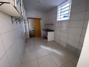 Casa comercial com 136m² no bairro Floresta em Porto Alegre para Alugar