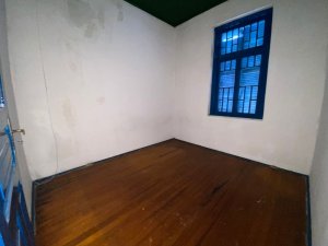 Casa comercial com 128m² no bairro Independência em Porto Alegre para Alugar