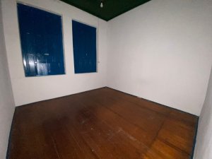 Casa comercial com 128m² no bairro Independência em Porto Alegre para Alugar