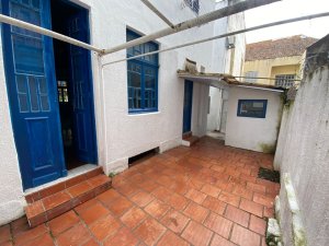 Casa comercial com 128m² no bairro Independência em Porto Alegre para Alugar