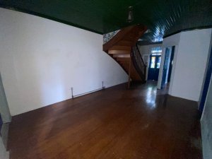 Casa comercial com 128m² no bairro Independência em Porto Alegre para Alugar