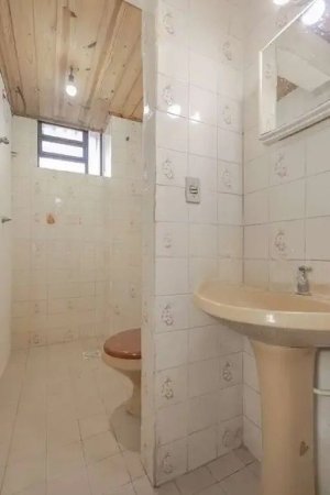 Depósito com 398m² no bairro Navegantes em Porto Alegre para Alugar