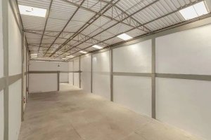 Depósito com 398m² no bairro Navegantes em Porto Alegre para Alugar