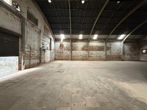 Depósito com 450m² no bairro Floresta em Porto Alegre para Alugar