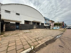 Depósito com 450m² no bairro Floresta em Porto Alegre para Alugar
