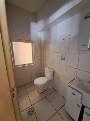 Depósito com 750m² no bairro Humaitá em Porto Alegre para Alugar