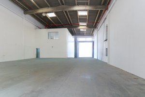 Depósito com 700m² no bairro Sarandi em Porto Alegre para Alugar
