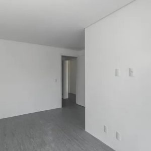 Casa com 132m², 3 dormitórios no bairro São Sebastião em Porto Alegre para Alugar