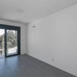 Casa com 132m², 3 dormitórios no bairro São Sebastião em Porto Alegre para Alugar