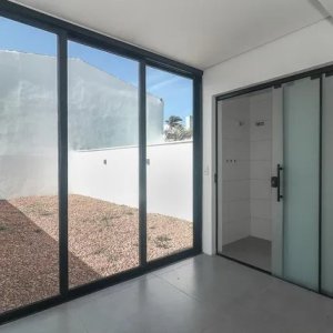 Casa com 132m², 3 dormitórios no bairro São Sebastião em Porto Alegre para Alugar