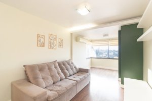 Apartamento com 76m², 2 dormitórios no bairro Petrópolis em Porto Alegre para Alugar