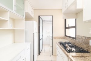 Apartamento com 76m², 2 dormitórios no bairro Petrópolis em Porto Alegre para Alugar
