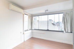 Apartamento com 76m², 2 dormitórios no bairro Petrópolis em Porto Alegre para Alugar